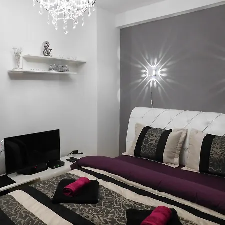 Velvet Lux Apartment *