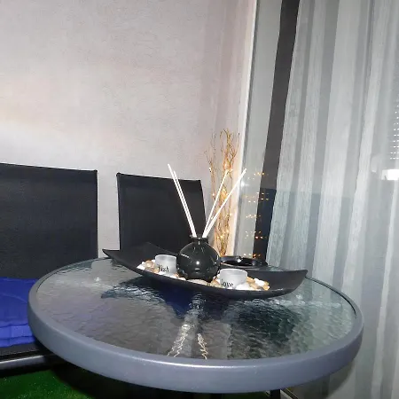 Velvet Lux Apartment